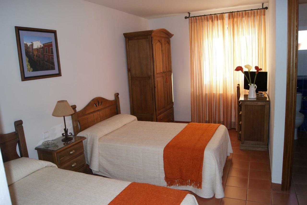 Casa Rural El Sauce. A 2,5 Km De Cuenca Capital Nohales Eksteriør billede